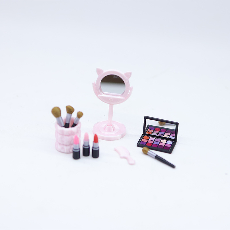 1:12 Miniature Makeup Mirror and Cosmetics Set