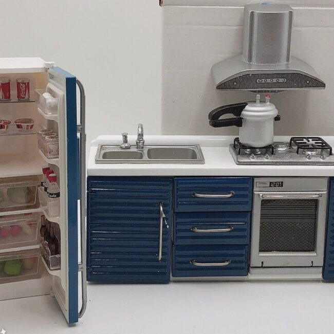 1:12 Miniature Wooden Kitchen Furniture Set