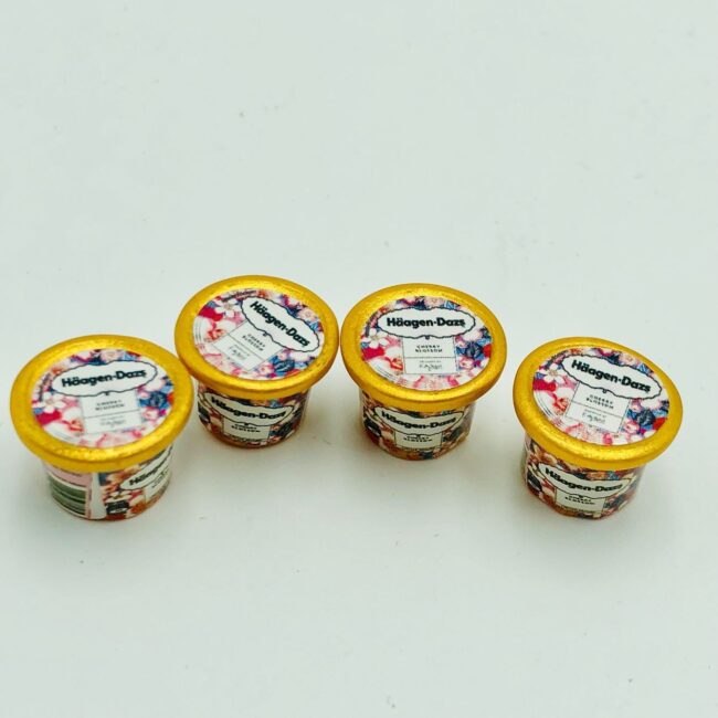 1:12 miniature premium ice cream tub set with gold-rim lids