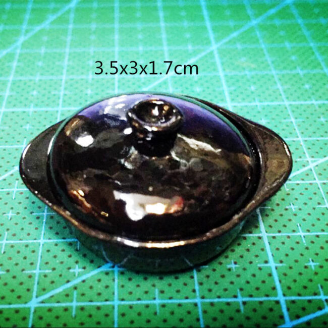1:12 Miniature Glossy Black Lidded Casserole