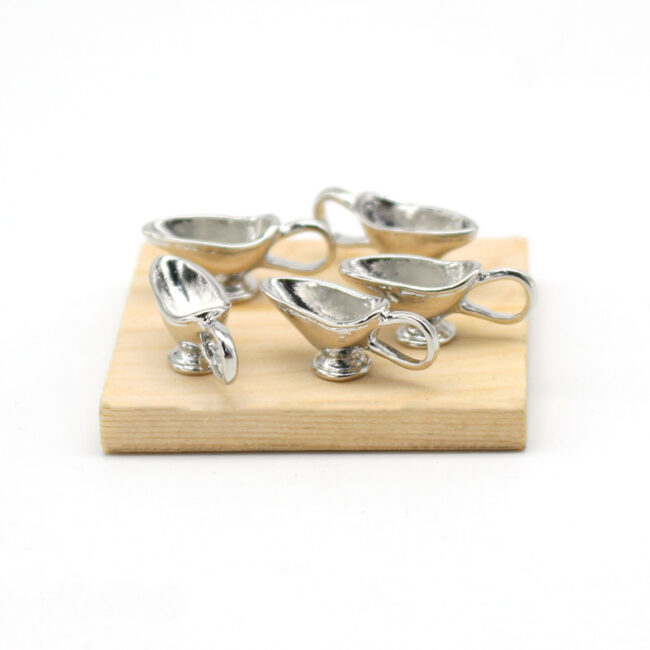 1:12 Miniature Alloy Sauce Pourer