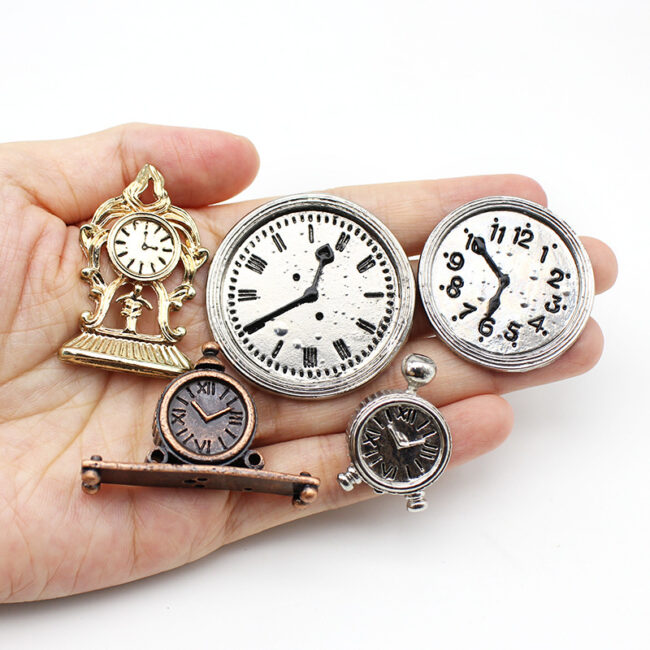 1:12 Miniature Alloy Desk Clock Prop