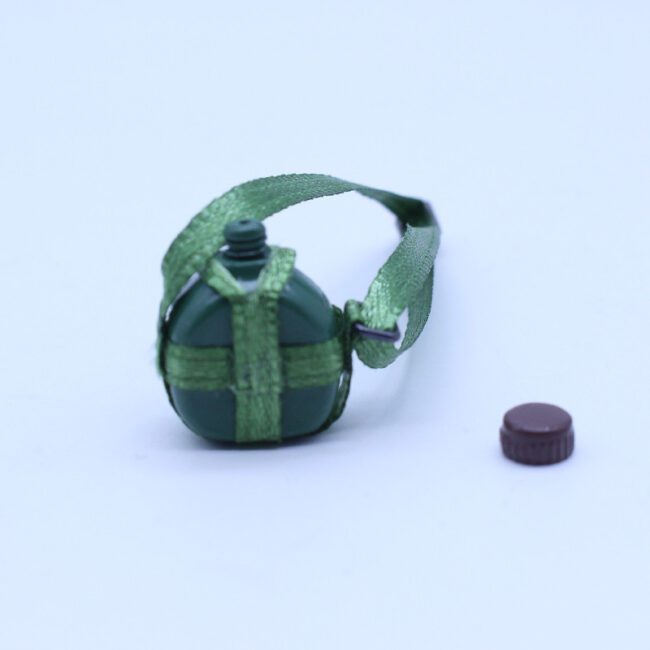 1:12 Miniature Vintage Canteen Flask for Dollhouse