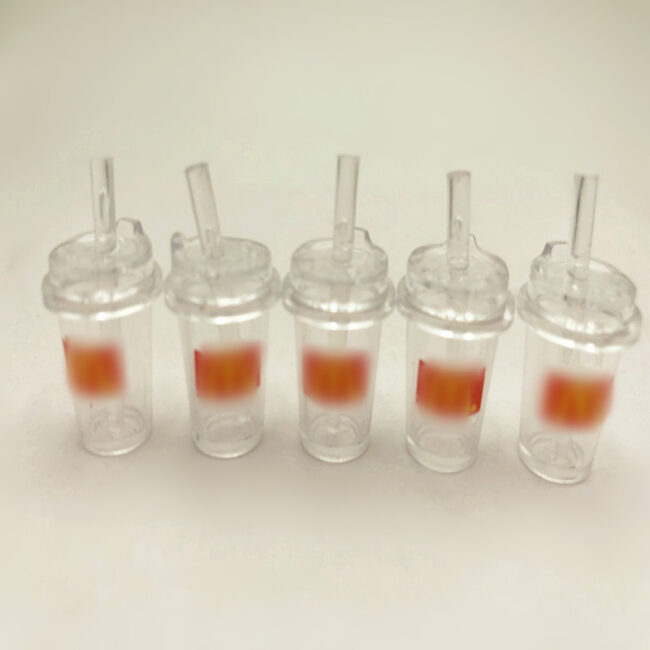 1:12 Miniature Clear Dome-Lid Drink Cups with Straws