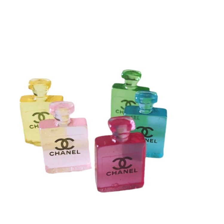 1:12 Miniature Perfume Bottles Set on Gold Tray
